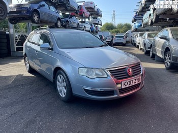 Location: Stapleford - 2007 VOLKSWAGEN PASSAT SE TDI Estate REG: KX07ZYU, Keys: No, MOT Expiry date: 12/02/2027, 1968 Diesel, 6 Speed Manual Diesel, Former Keepers: 5