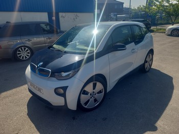 Location: St Helens - 2015 BMW I3 RANGE EXTENDER 5 Door Hatchback REG: MF65CXE, Keys: Yes, MOT Expiry date: 24/10/2026, 647 CC Hybrid electric, Automatic Hybrid Electric, Former Keepers: 1