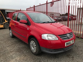 Location: Edinburgh - 2006 VOLKSWAGEN URBAN FOX 55 3 Door Hatchback REG: BN56JTV, Keys: No, MOT Expiry date: 04/08/2025, 1198 Petrol, 5 Speed Manual Petrol, Former Keepers: 2