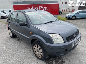Location: South Wales - 2004 FORD FUSION 1 TDCI 5 Door Hatchback REG: CE04FYW, Keys: No, MOT Expiry date: 20/12/2026, 1399 Diesel, 5 Speed Manual Diesel, Former Keepers: 4