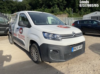 Location: Leeds - 2020 CITROEN BERLINGO 650 EN-PRISE BLU Panel Van REG: BN20ARO, 1500cc Diesel, 5 Speed Manual Diesel, Former Keepers: 0, Keys: Yes, MOT Expiry date: 01-03-2027