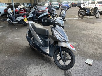 Location: Hayes - 2016 SUZUKI UK 110 NE L6 Scooter REG: WN66ZWH, Keys: No, MOT Expiry date: 05/12/2025, 113 Petrol, Automatic, Former Keepers: 7
