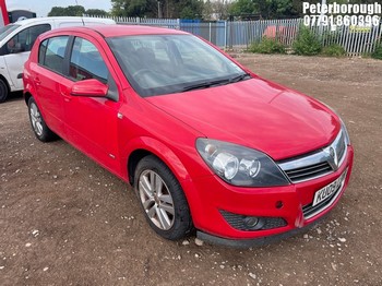 Location: Peterborough - 2009 VAUXHALL ASTRA SXI 5 Door Hatchback REG: KU09LBN, Keys: No, MOT Expiry date: 15/04/2026, 1598 Petrol, 5 Speed Manual Petrol, Former Keepers: 1