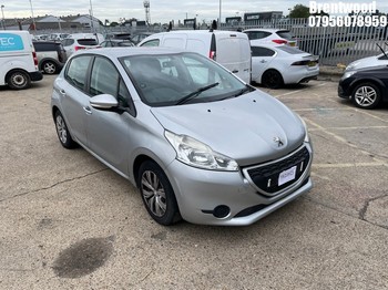 Location: Brentwood - 2013 PEUGEOT 208 ACCESS PLUS 5 Door Hatchback REG: YK13YZJ, Keys: No, MOT Expiry date: 27.02.2027, 1199 Petrol, 5 Speed Manual Petrol, Former Keepers: 5