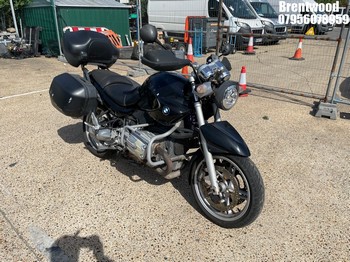 Location: Brentwood - 2005 BMW R1150R Motorcycle REG: LY05TLN, Keys: No, MOT Expiry date: 27.10.2025, 1130 Petrol, Manual Petrol, Former Keepers: 5