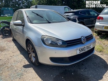 Location: Mitcham - 2010 VOLKSWAGEN GOLF SE TSI 5 Door Hatchback REG: SN10RAC, Keys: No, MOT Expiry date: 15/04/2026, 1390 Petrol, 6 Speed Manual Petrol, Former Keepers: 4