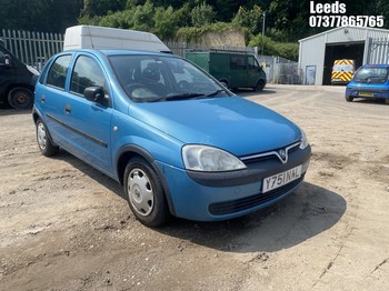 Location: Leeds - 2001 VAUXHALL CORSA CLUB 16V 5 Door Hatchback REG: Y751NAL, Keys: No, MOT Expiry date: 18-03-2026, 1199 Petrol, 5 Speed Manual Petrol, Former Keepers: 5