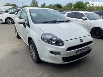 Location: Manchester - 2013 FIAT PUNTO EASY 3 Door Hatchback REG: YK63PXW, 1242 Petrol, 5 Speed Manual Petrol, Former Keepers: 3, Keys: No, MOT Expiry date: 10/09/2026