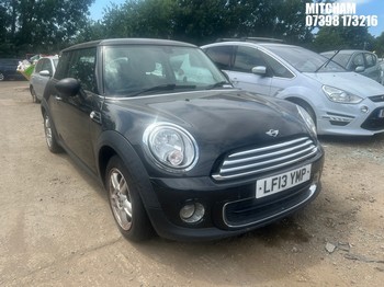 Location: MITCHAM - 2013 MINI ONE 3 DOOR HATCHBACK REG: LF13YMP, 1598cc PETROL, 6 SPEED MANUAL PETROL, Former Keepers: 7, Keys: No, MOT: Expiry date11/08/2026