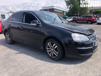 Location: Nottingham - 2010 VOLKSWAGEN JETTA SE TDI 4 Door Saloon REG: EA60CEX, Keys: No, MOT Expiry date: 13/06/2025, 1598 Diesel, 5 Speed Manual Diesel, Former Keepers: 4