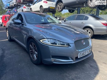 Location: Stapleford - 2013 JAGUAR XF LUXURY D AUTO 4 Door Saloon REG: EA63YJR, Keys: Yes, MOT Expiry date: 23/11/2026, 2179 Diesel, 8 Speed Auto Diesel, Former Keepers: 4