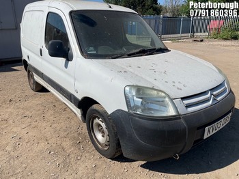 Location: Peterborough - 2003 CITROEN BERLINGO 600D X Car Derived Van REG: KV03OBS, Keys: No, MOT Expiry date: 06/02/2026, 1868 Diesel, 5 Speed Manual Diesel, Former Keepers: 5