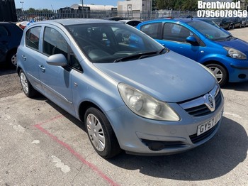 Location: Brentwood - 2007 VAUXHALL CORSA CLUB A/C AUTO 5 Door Hatchback REG: GY57UYM, Keys: No, MOT Expiry date: 18/03/2026, 1364 Petrol, 5 Speed Auto Petrol, Former Keepers: 4