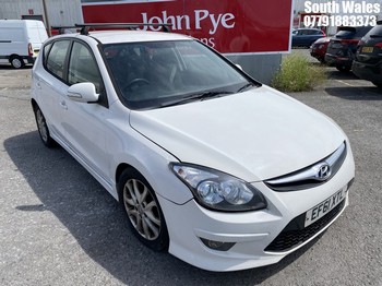 Location: South Wales - 2011 HYUNDAI I30 COMFORT CRDI 5 Door Hatchback REG: EF61XTL, Keys: No, MOT Expiry date: 07/01/2026, 1582 Diesel, 6 Speed Manual Diesel, Former Keepers: 6