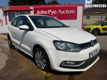 Location: Hull - 2015 VOLKSWAGEN POLO SE TSI 3 Door Hatchback REG: ML15BHJ, Keys: No, MOT Expiry date: 15/02/2026, 1197 Petrol, 5 Speed Manual Petrol, Former Keepers: 4