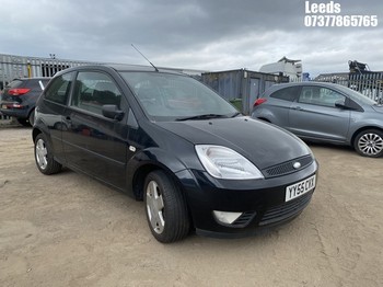 Location: Leeds - 2005 FORD FIESTA ZETEC CLIMATE 3 Door Hatchback REG: YY55CVX, Keys: No, MOT Expiry date: 20-10-2026, 1388 Petrol, 5 Speed Manual Petrol, Former Keepers: 4