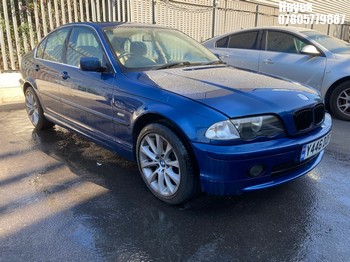 Location: Hayes - 2001 BMW 325I SE AUTO 4 Door Saloon REG: Y446BOF, Keys: No, MOT Expiry date: 05/11/2026, 2494 Petrol, 5 Speed Auto Petrol, Former Keepers: 10