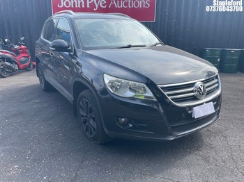 Location: Stapleford - 2008 VOLKSWAGEN TIGUAN SE TDI 140 Estate REG: BV08JCO, Keys: No, MOT Expiry date: 06/10/2026, 1968 Diesel, 6 Speed Manual Diesel, Former Keepers: 5