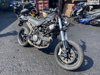 Location: Stapleford - 2010 DUCATI HYPERMOTARD 796 Motorcycle REG: MX59EOP, Keys: No, MOT Expiry date: 04/10/2021, 803 Petrol,, Former Keepers: 4