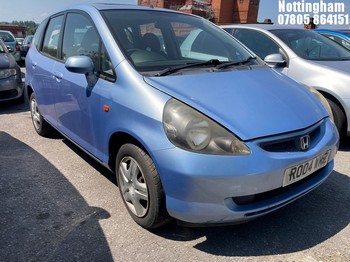 Location: Nottingham - 2004 HONDA JAZZ SE 5 Door Hatchback REG: RO04WMZ, Keys: No, MOT Expiry date: 21/04/2026, 1339 Petrol, 5 Speed Manual Petrol, Former Keepers: 6
