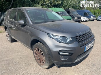 Location: Mitcham - 2017 LAND ROVER DISCOVERY SPORT SE TECH T Estate REG: GU17DYV, Keys: No, MOT Expiry date: 30/03/2026, 1999 Diesel, 9 Speed Auto Diesel, Former Keepers: 1