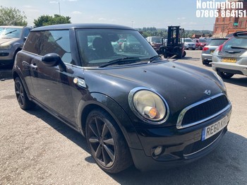 Location: Nottingham - 2010 MINI COOPER 3 Door Hatchback REG: RE60KRU, Keys: No, MOT Expiry date: 15/10/2026, 1598 Petrol, 6 Speed Manual Petrol, Former Keepers: 10