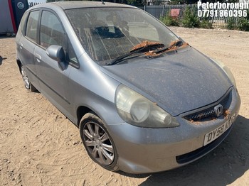 Location: Peterborough - 2008 HONDA JAZZ SE 5 Door Hatchback REG: DY58KKM, Keys: No, MOT Expiry date: 24/11/2025, 1339 Petrol, 5 Speed Manual Petrol, Former Keepers: 6