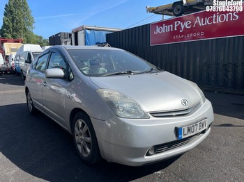 Location: Stapleford - 2007 TOYOTA PRIUS T SPIRIT VV-I AUTO 5 Door Hatchback REG: LM07BWV, Keys: Yes, MOT Expiry date: 16/05/2027, 1497 Electric, Variable 1 Speed Auto Petrol/E, Former Keepers: 6