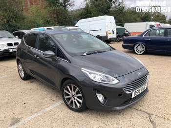 Location: Brentwood - 2018 FORD FIESTA TITANIUM TURBO 5 Door Hatchback REG: DS18DJE, Keys: No, MOT Expiry date: 24/09/2025, 998 Petrol, 6 Speed Manual Petrol, Former Keepers: 5