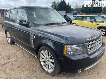 NOTE: ATF Registered Buyers ONLY - Location: Peterborough - 2011 LAND ROVER RANGE ROVER AUTOB TDV8 A Estate REG: LB11ZNT, Keys: No, 4367 Diesel, 6 Speed Auto Diesel, Former Keepers: 2