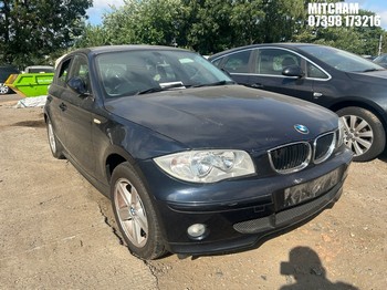 Location: Mitcham - 2005 BMW 118I SE AUTO 5 Door Hatchback REG: MW55TPW, Keys: No, MOT Expiry date: 28/11/2026, 1995 Petrol, 6 Speed Auto Petrol, Former Keepers: 4