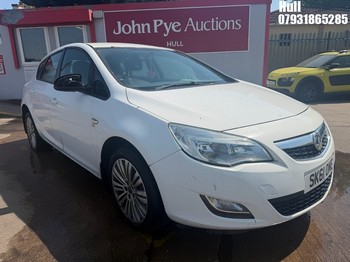 Location: Hull - 2011 VAUXHALL ASTRA EXCITE 5 Door Hatchback REG: SK61OME, Keys: No, MOT Expiry date: 29/10/2026, 1398 Petrol, 5 Speed Manual Petrol, Former Keepers: 7