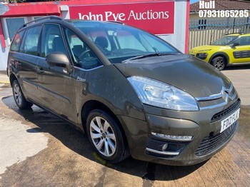 Location: Hull - 2012 CITROEN C4 GRAND PICASSO VTR+ HDI MPV REG: FD12FLA, Keys: No, MOT Expiry date: 17/06/2026, 1560 Diesel, 6 Speed Manual Diesel, Former Keepers: 12