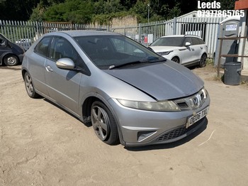 Location: Leeds - 2006 HONDA CIVIC SE I-VTEC 5 Door Hatchback REG: OE06TXL, Keys: No, MOT Expiry date: 15-06-2026, 1799 Petrol, 6 Speed Manual Petrol, Former Keepers: 6