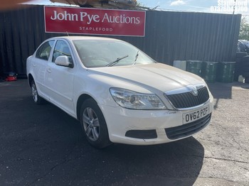 Location: Stapleford - 2012 SKODA OCTAVIA GREENLINE TDI CR 5 Door Hatchback REG: OV62PZF, Keys: No, MOT Expiry date: 23/01/2027, 1598 Diesel, 5 Speed Manual Diesel, Former Keepers: 6