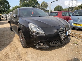 Location: Mitcham - 2015 ALFA ROMEO GIULIETTA QV LINE JTDM-2 5 Door Hatchback REG: HG15FCE, Keys: No, MOT Expiry date: 03/03/2026, 1956 Diesel, 6 Speed Semi Auto Diesel, Former Keepers: 3
