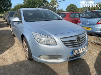 Location: Mitcham - 2013 VAUXHALL INSIGNIA SRI VX-LINE CDTI 5 Door Hatchback REG: FJ63VCU, Keys: No, MOT Expiry date: 27/04/2026, 1956 Diesel, 6 Speed Manual Diesel, Former Keepers: 4
