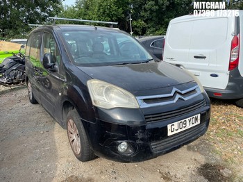 Location: Mitcham - 2009 CITROEN BERLINGO M-SP VTR 16V 109 MPV REG: GJ09YOM, Keys: No, MOT Expiry date: 19/09/2026, 1587 Petrol, 5 Speed Manual Petrol, Former Keepers: 8