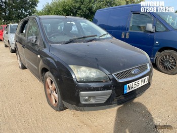 Location: Mitcham - 2005 FORD FOCUS ZETEC CLIMATE Estate REG: NA55YWJ, Keys: No, MOT Expiry date: 17/11/2025, 1596 Petrol, 5 Speed Manual Petrol, Former Keepers: 4