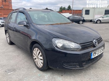 Location: Nottingham - 2013 VOLKSWAGEN GOLF S BLUEMOTION TDI Estate REG: DF13XCW, Keys: No, MOT Expiry date: 08/09/2026, 1598 Diesel, 5 Speed Manual Diesel, Former Keepers: 5