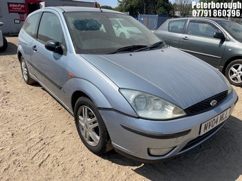 Location: Peterborough - 2004 FORD FOCUS ZETEC AUTO 3 Door Hatchback REG: MV04MLL, Keys: No, MOT Expiry date: 10/12/2026, 1596 Petrol, 4 Speed Auto Petrol, Former Keepers: 16