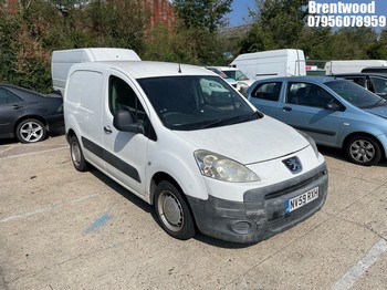 Location: Brentwood - 2009 PEUGEOT PARTNER 850 S HDI 90 Panel Van REG: NV59RXH, Keys: No, MOT Expiry date: 05/06/2026, 1560 Diesel, 5 Speed Manual Diesel, Former Keepers: 7