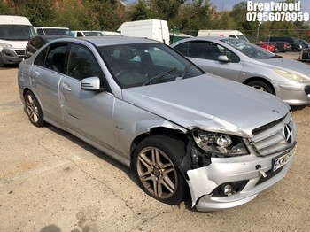 Location: Brentwood - 2009 MERCEDES-BENZ C180 KOMP SE BLUEEFF-CY A 4 Door Saloon REG: KM09VDE, Keys: No, MOT Expiry date: 10/12/2026, 1597 Petrol, 5 Speed Auto Petrol, Former Keepers: 4