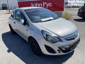 Location: South Wales - 2014 VAUXHALL CORSA S CDTI ECOFLEX 3 Door Hatchback REG: HK63YZX, Keys: No, MOT Expiry date: 31/03/2025, 1248 Diesel, 5 Speed Manual Diesel, Former Keepers: 4