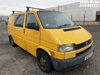 Location: South Wales - 2003 VOLKSWAGEN TRANSPORTER TDI SWB Van With Side Windows REG: AE53CZX, Keys: No, MOT Expiry date: 17/06/2025, 2461 Diesel, 5 Speed Manual Diesel, Former Keepers: 6