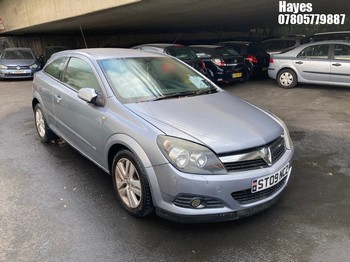 Location: Hayes - 2009 VAUXHALL ASTRA SXI 3 Door Hatchback REG: ST09NCZ, Keys: No, MOT Expiry date: 23/02/2026, 1364 Petrol, 5 Speed Manual Petrol, Former Keepers: 5