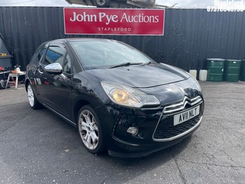 Location: Stapleford - 2011 CITROEN DS3 BLACK & WHITE HDI 90 3 Door Hatchback REG: AV11NLT, Keys: Yes, MOT Expiry date: 02/11/2026, 1560 Diesel, 5 Speed Manual Diesel, Former Keepers: 4