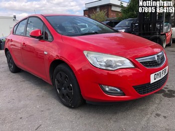 Location: Nottingham - 2011 VAUXHALL ASTRA EXCLUSIV 113 5 Door Hatchback REG: OY11FSN, Keys: No, MOT Expiry date: 16/10/2026, 1598 Petrol, 5 Speed Manual Petrol, Former Keepers: 6