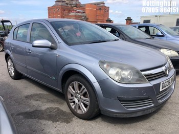 Location: Nottingham - 2006 VAUXHALL ASTRA ACTIVE 5 Door Hatchback REG: DG06NWD, Keys: No, MOT Expiry date: 17/05/2027, 1598 Petrol, 5 Speed Manual Petrol, Former Keepers: 6