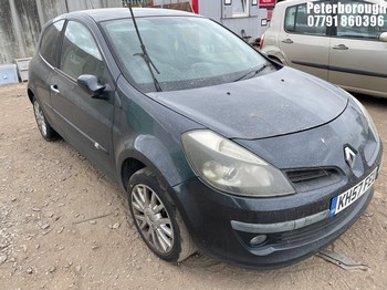 Location: Peterborough - 2007 RENAULT CLIO DYNAMIQUE S DCI 86 3 Door Hatchback REG: KH57FEU, Keys: No, MOT Expiry date: 14/02/2026, 1461 Diesel, 5 Speed Manual Diesel, Former Keepers: 8